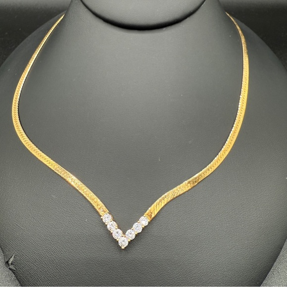 Vintage 1980s Majesty Collection V Shaped Elegant Gold Necklace with CZ Sparkle - Picture 11 of 17